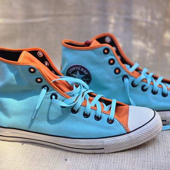 Converse Chuck Taylor All Star - Size: Men 15  ; Women 17 - Picture 2 of 10